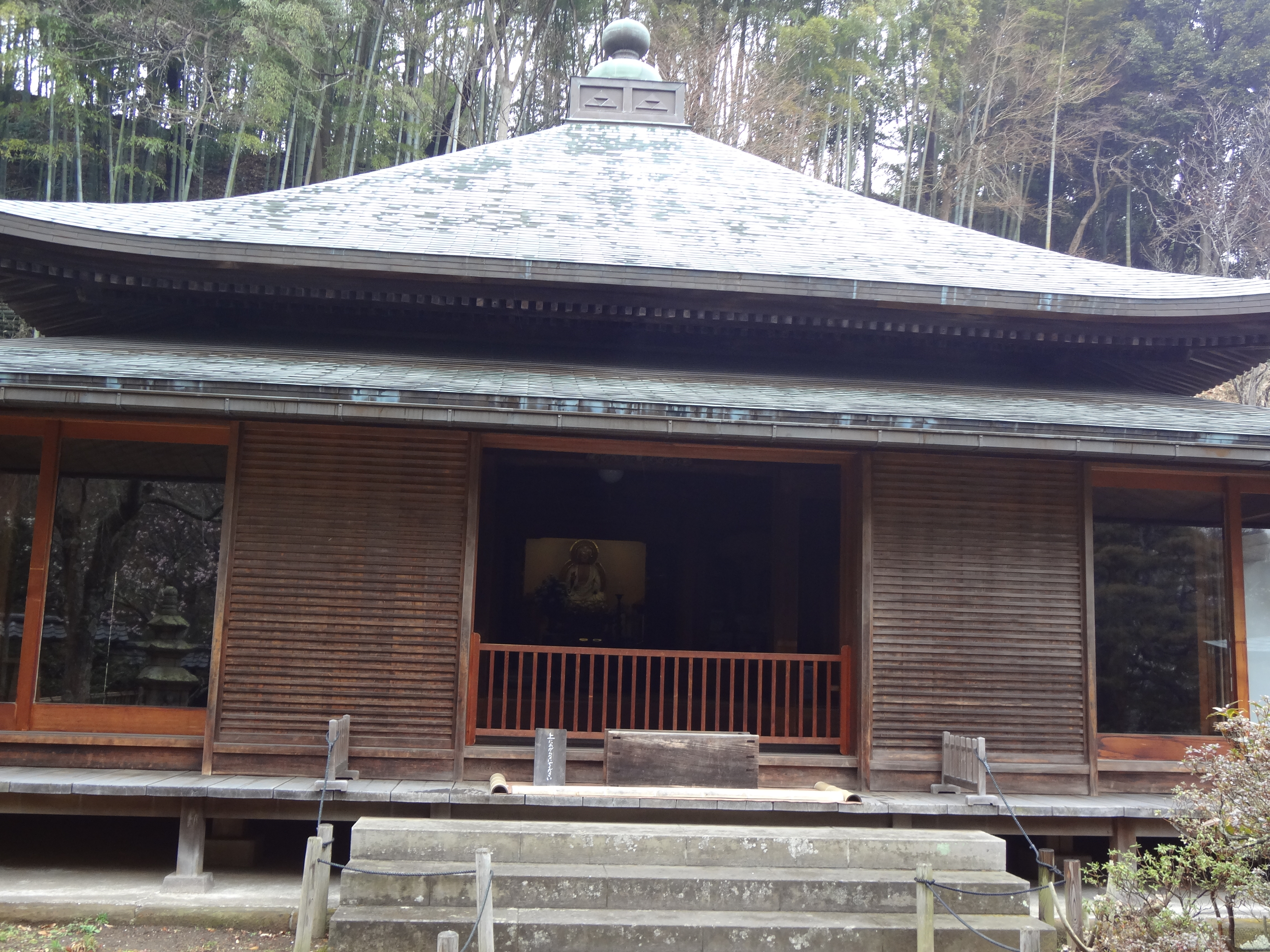 Photograph of Travelogue of Building And BuddhismStatue in Paragraph08 Number07