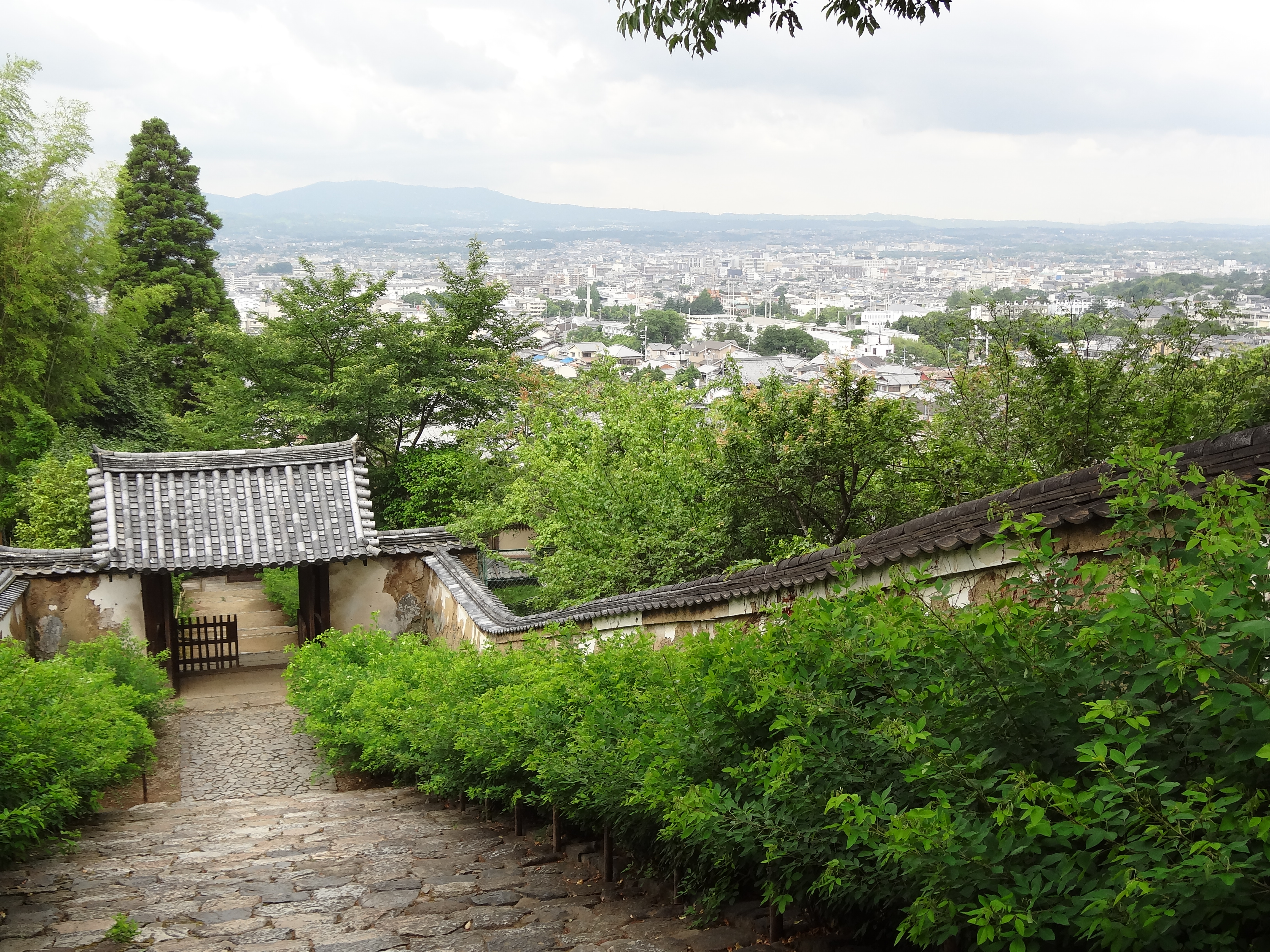 Photograph of Travelogue of Building And BuddhismStatue in Paragraph08 Number12