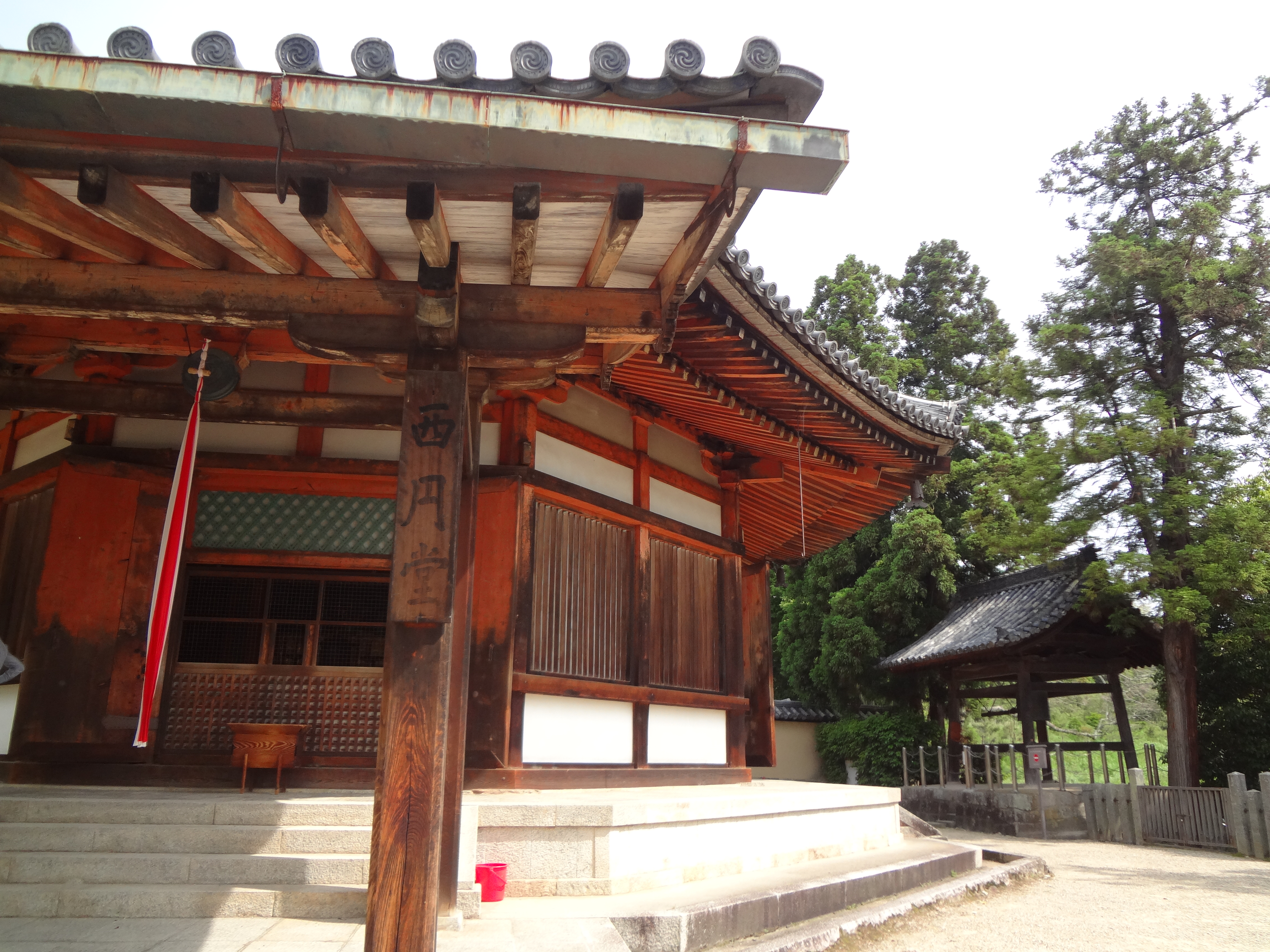 Photograph of Travelogue of Building And BuddhismStatue in Paragraph11 Number05