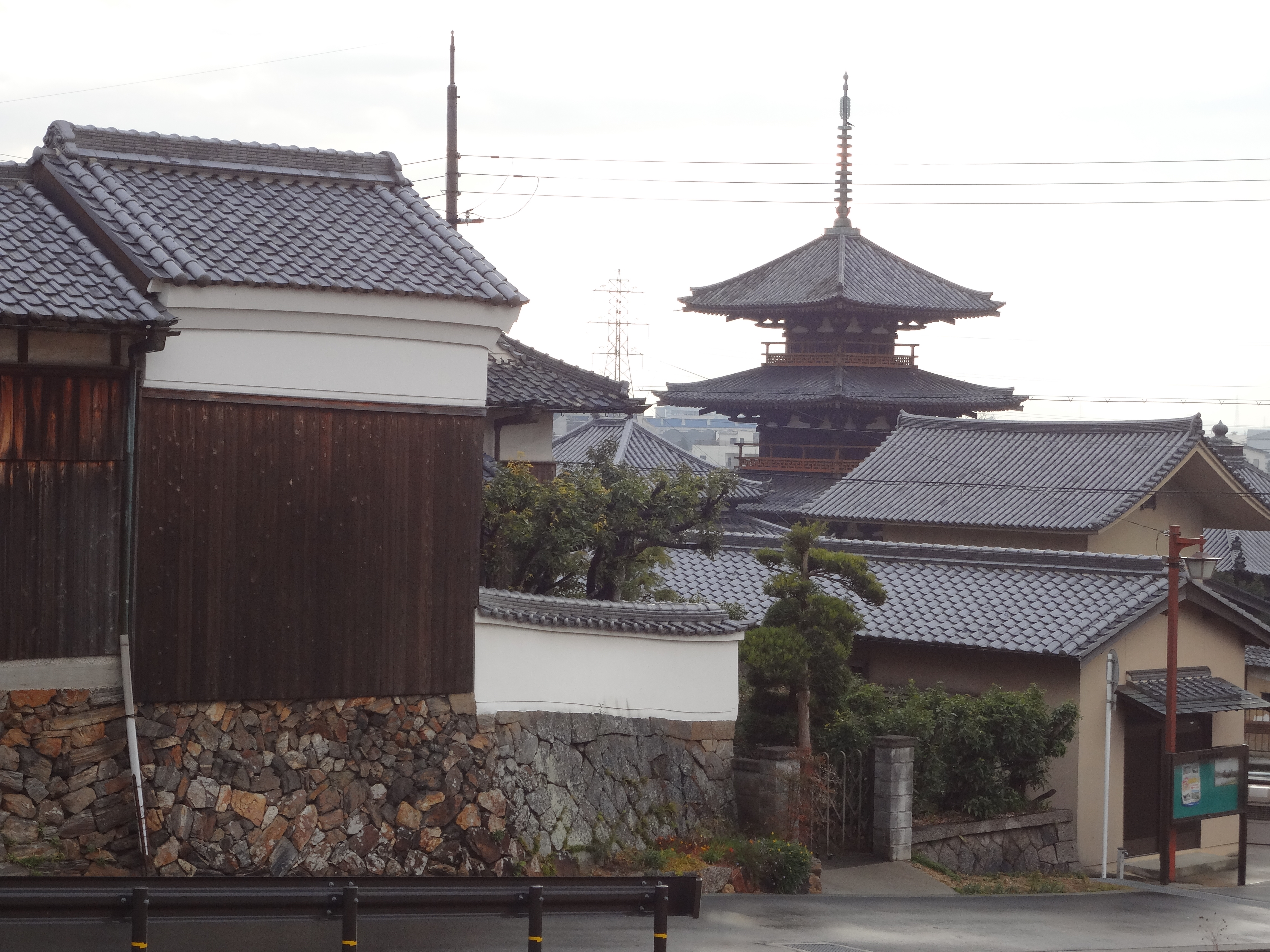 Photograph of Travelogue of Building And BuddhismStatue in Paragraph11 Number10