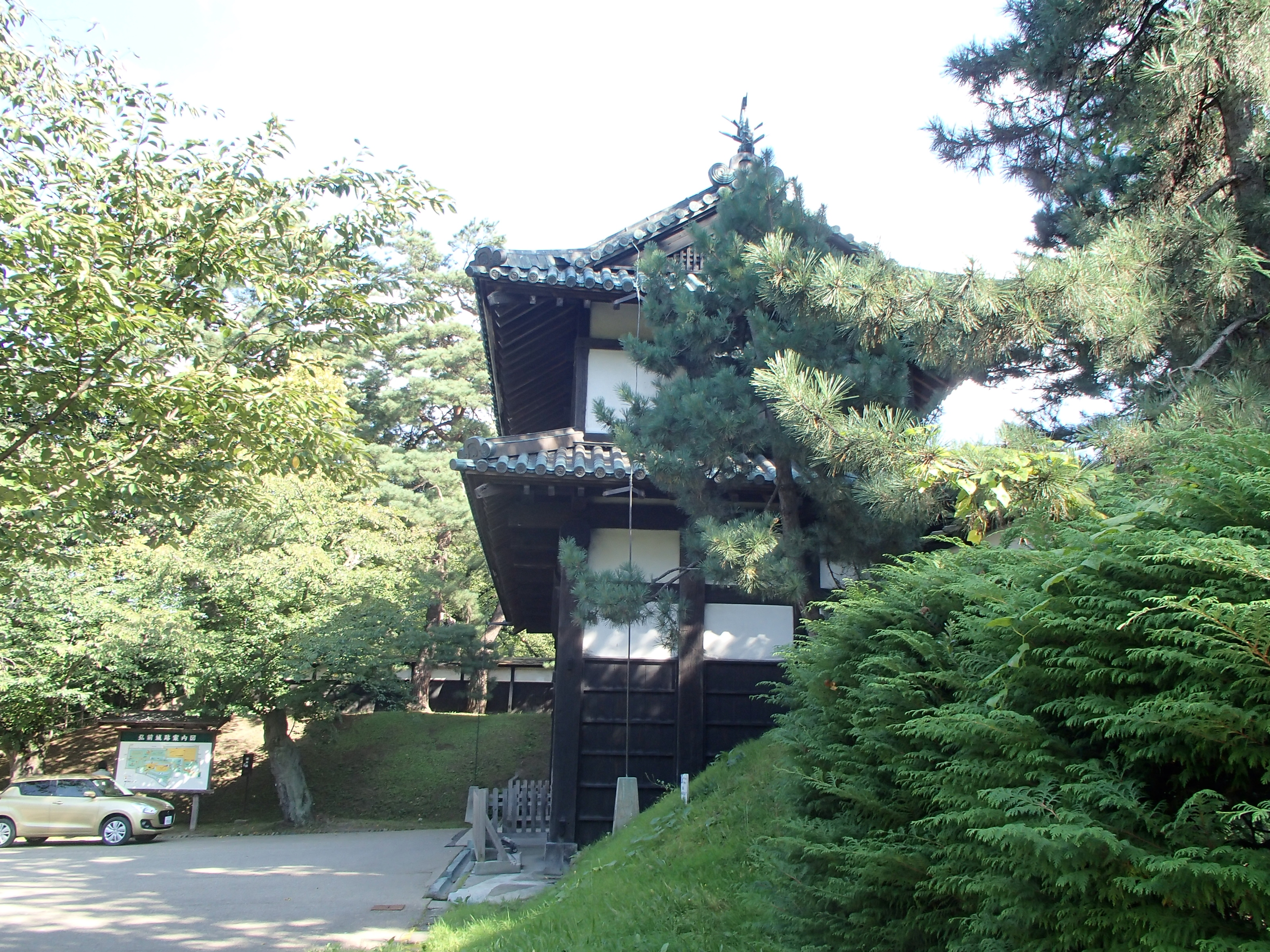 Photograph of Travelogue of Building And BuddhismStatue in Paragraph30 Number08