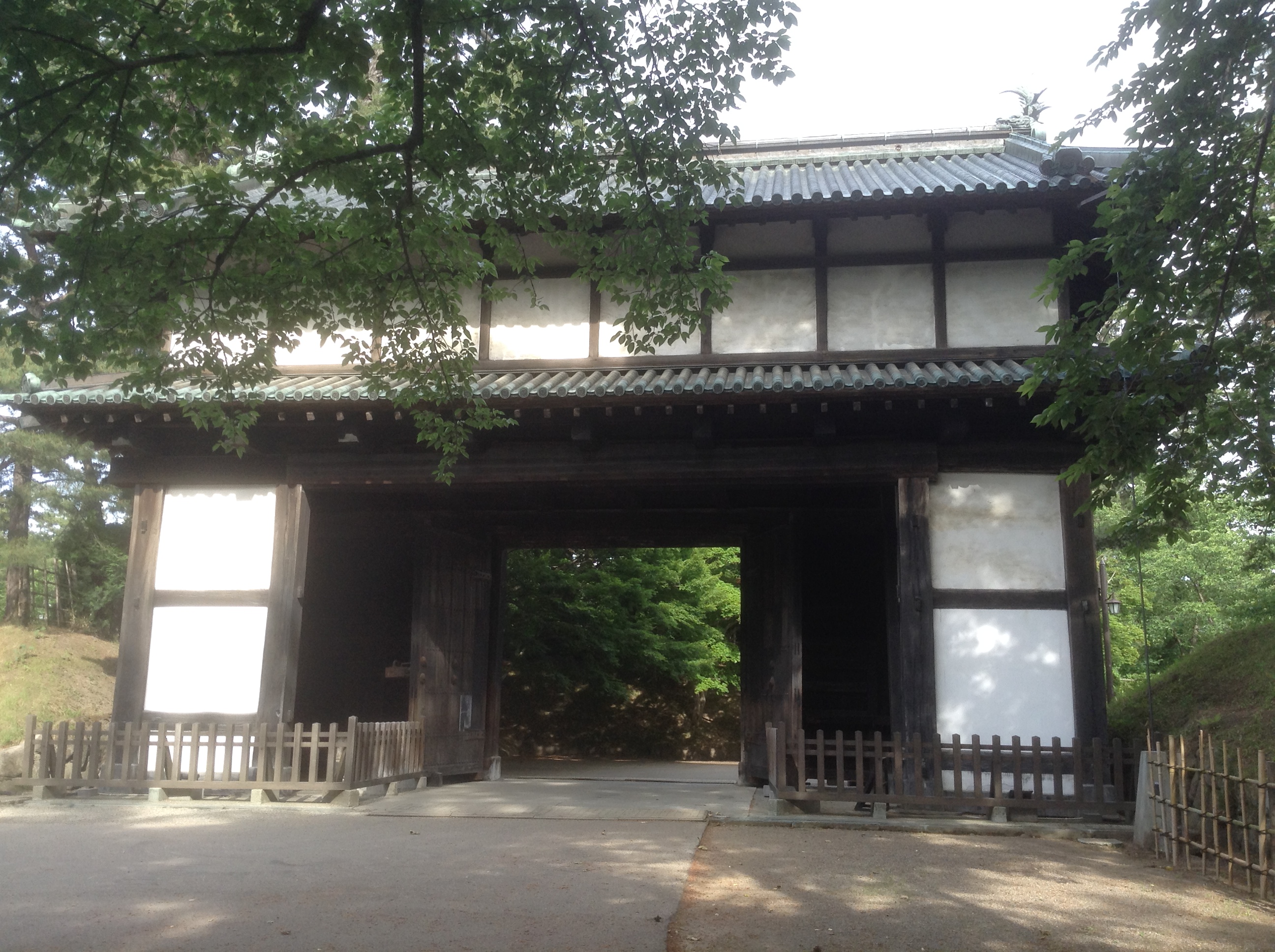 Photograph of Travelogue of Building And BuddhismStatue in Paragraph30 Number12